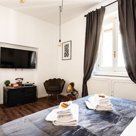 Appartamento Via Del Corso Roma Ngoại thất bức ảnh